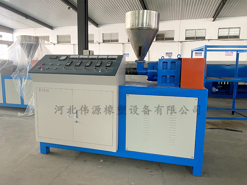 65型塑料擠出（chū）機
